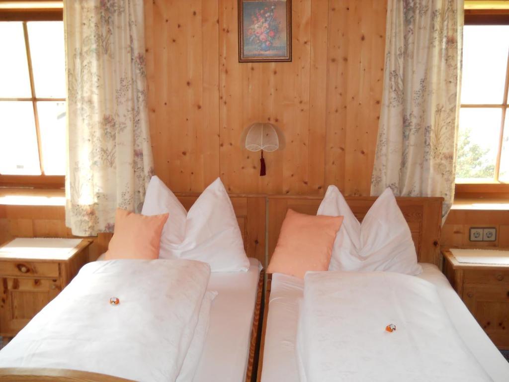 Gasthaus Gasthaus Raiffeisen Innervillgraten Zimmer foto